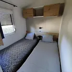 Soit En 3 Ou 4ch - Jusqu'a 18 Voyageurs - Mh732 3ch Ou Mh828 4ch Biscarrosse Lake-proche Ocean Camping 4*