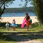 Soit En 3 Ou 4ch - Jusqu'à 18 Voyageurs - Mh732 3ch Ou Mh828 4ch Biscarrosse Lake-proche Océan Gastes