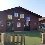 Parque de Campismo Soit En 3 Ou 4ch - Jusqu'à 18 Voyageurs - Mh732 3ch Ou Mh828 4ch Biscarrosse Lake-proche Océan 4*