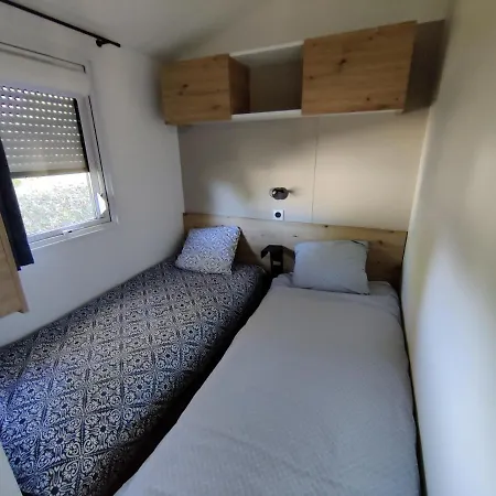 Soit En 3 Ou 4ch - Jusqu'a 18 Voyageurs - Mh732 3ch Ou Mh828 4ch Biscarrosse Lake-proche Ocean Campingplads 4*