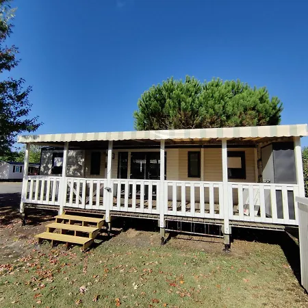 2 Grands Bungalows 3 Ou 4Ch - 2 A 10 Places - Mh732 Ou Mh828 Proche Ocean