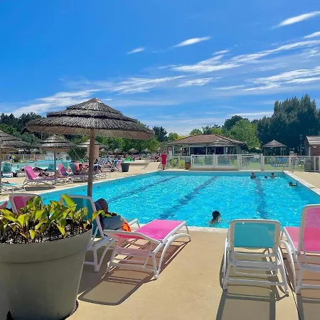 2 Grands Bungalows 3 Ou 4Ch - 2 A 10 Places - Mh732 Ou Mh828 Proche Ocean