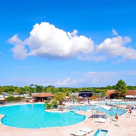2 Grands Bungalows 3 Ou 4Ch - 2 A 10 Places - Mh732 Ou Mh828 Proche Ocean