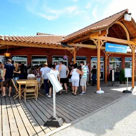 2 Grands Bungalows 3 Ou 4Ch - 2 A 10 Places - Mh732 Ou Mh828 Proche Ocean Campsite Gastes